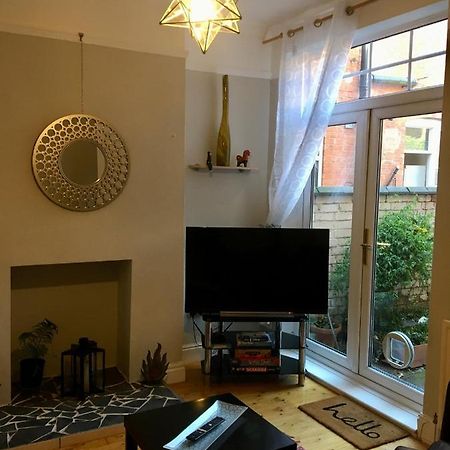 Lavender Apartment Leicester Bagian luar foto