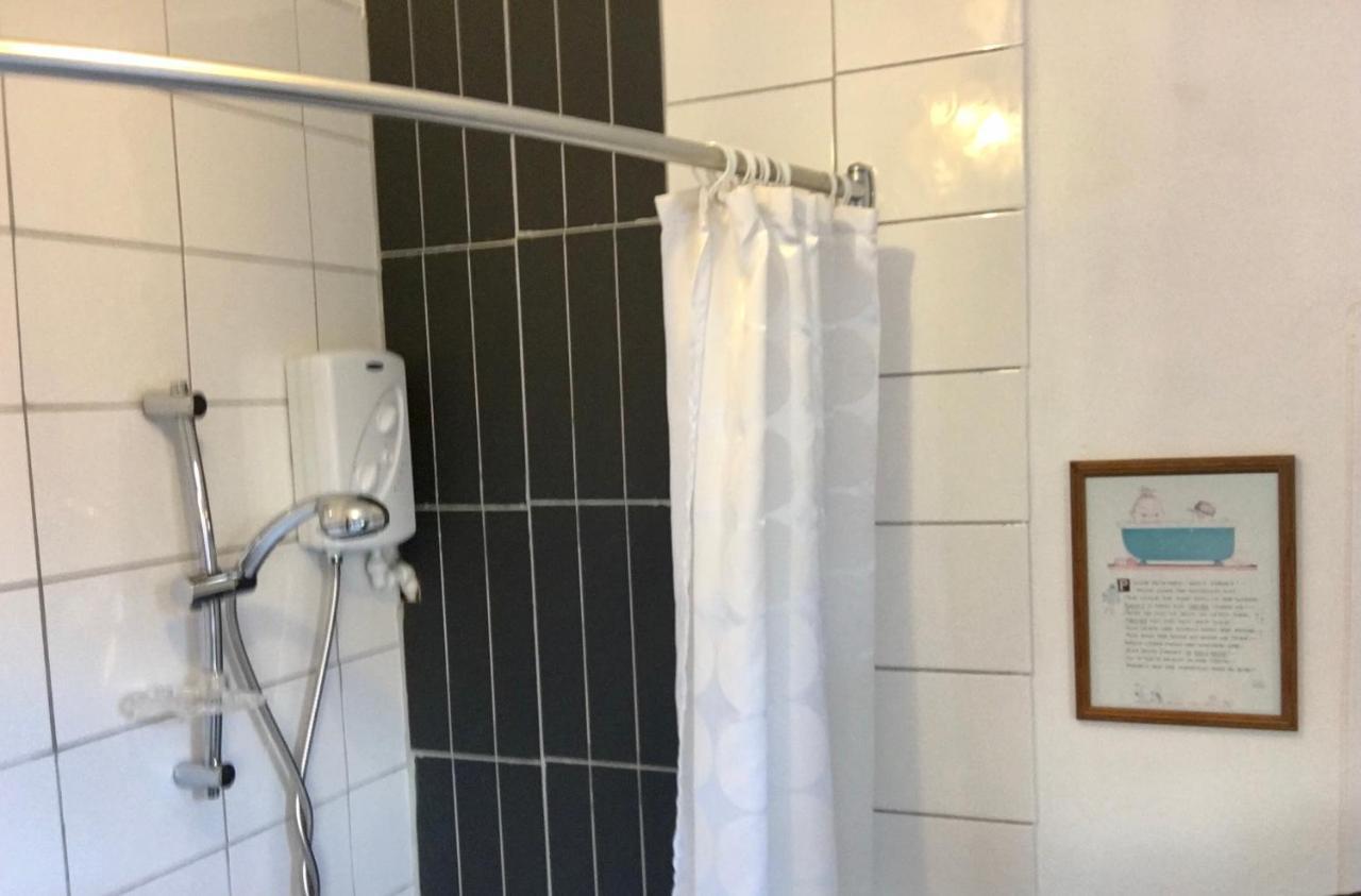 Lavender Apartment Leicester Bagian luar foto