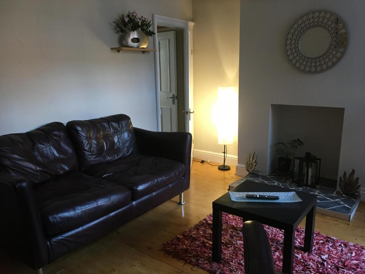 Lavender Apartment Leicester Bagian luar foto